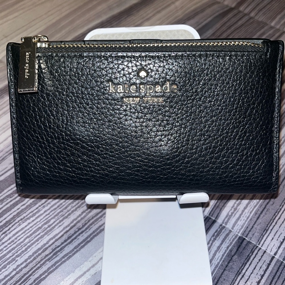Kate Spade new york Leila Bifold Wallet - Black-EUC